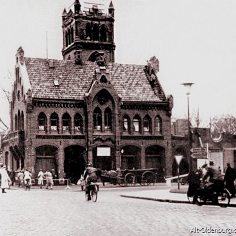Abbildung der alten Feuerwache in Oldenburg, die inzwischen abgerissen wurde.