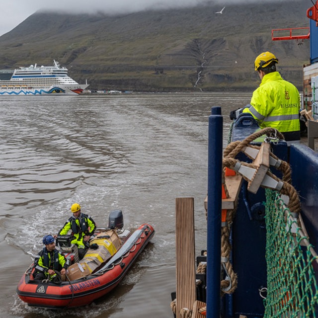 5. August: Kurzer Zwischenstopp auf Spitzbergen