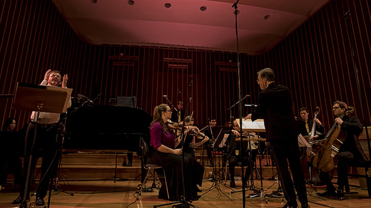Das Detmolder Kammerorchester und Dominique Horwitz live im Sendesaal 