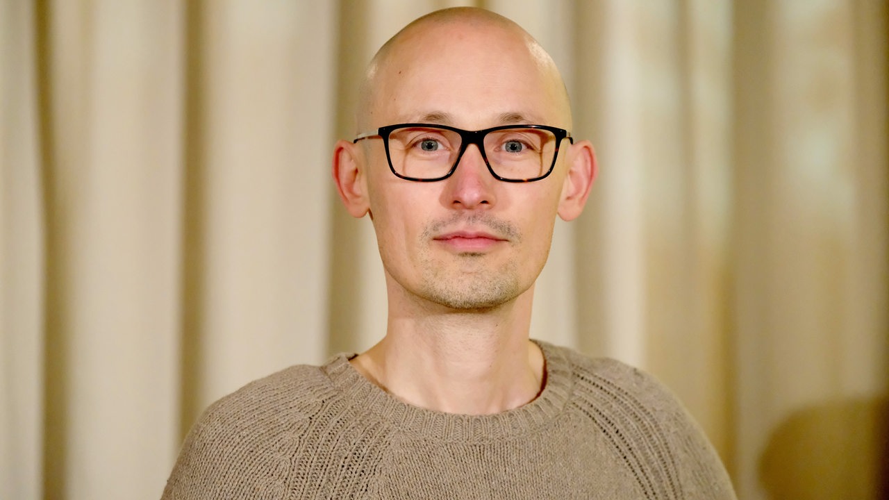 Schriftsteller Matthias Senkel bei einer Veranstaltung zur Frankfurter Buchmesse 2018