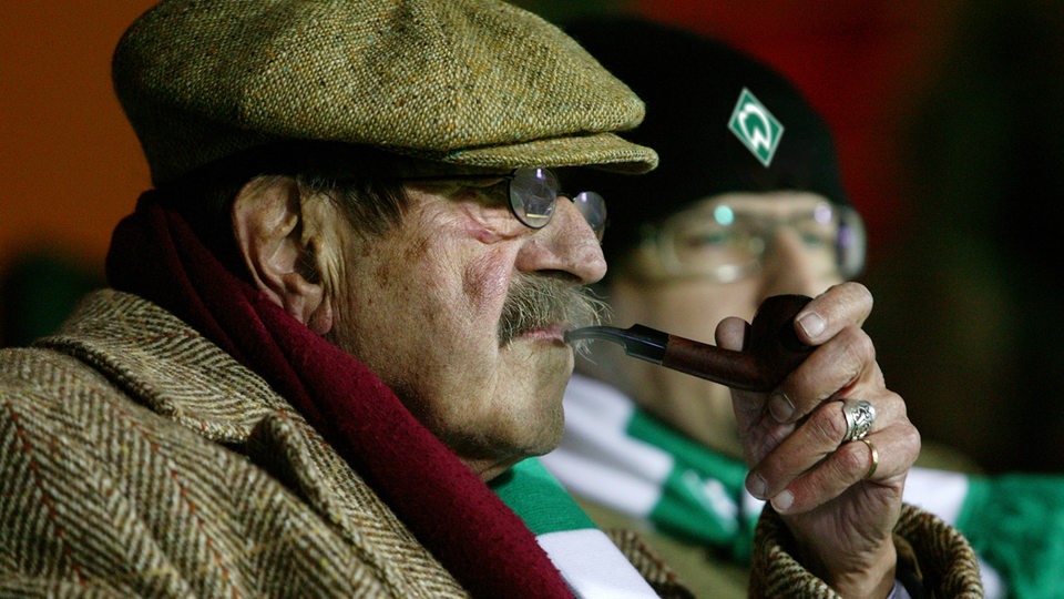 fussballfan günter grass im Weserstadion