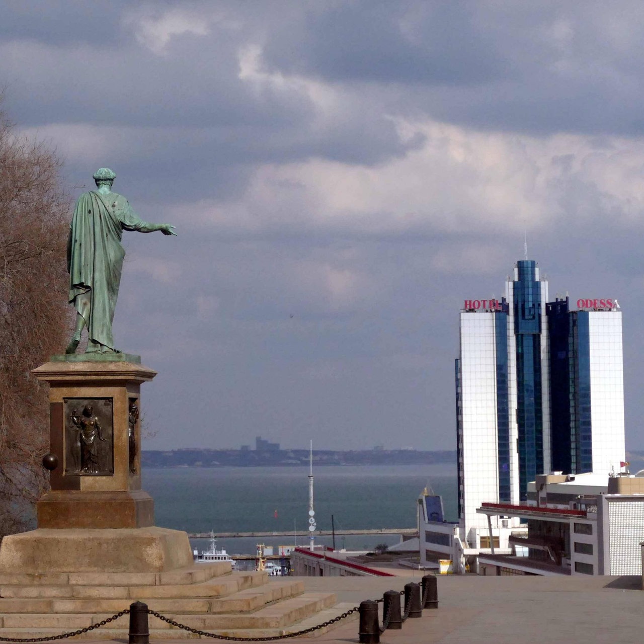 Ein Hotelgebäude in Odessa an der Ukrainischen Küste des Schwarzen Meers