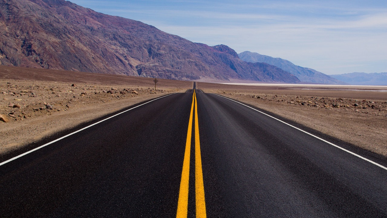 Highway durch das Death Valley (Archivbild)