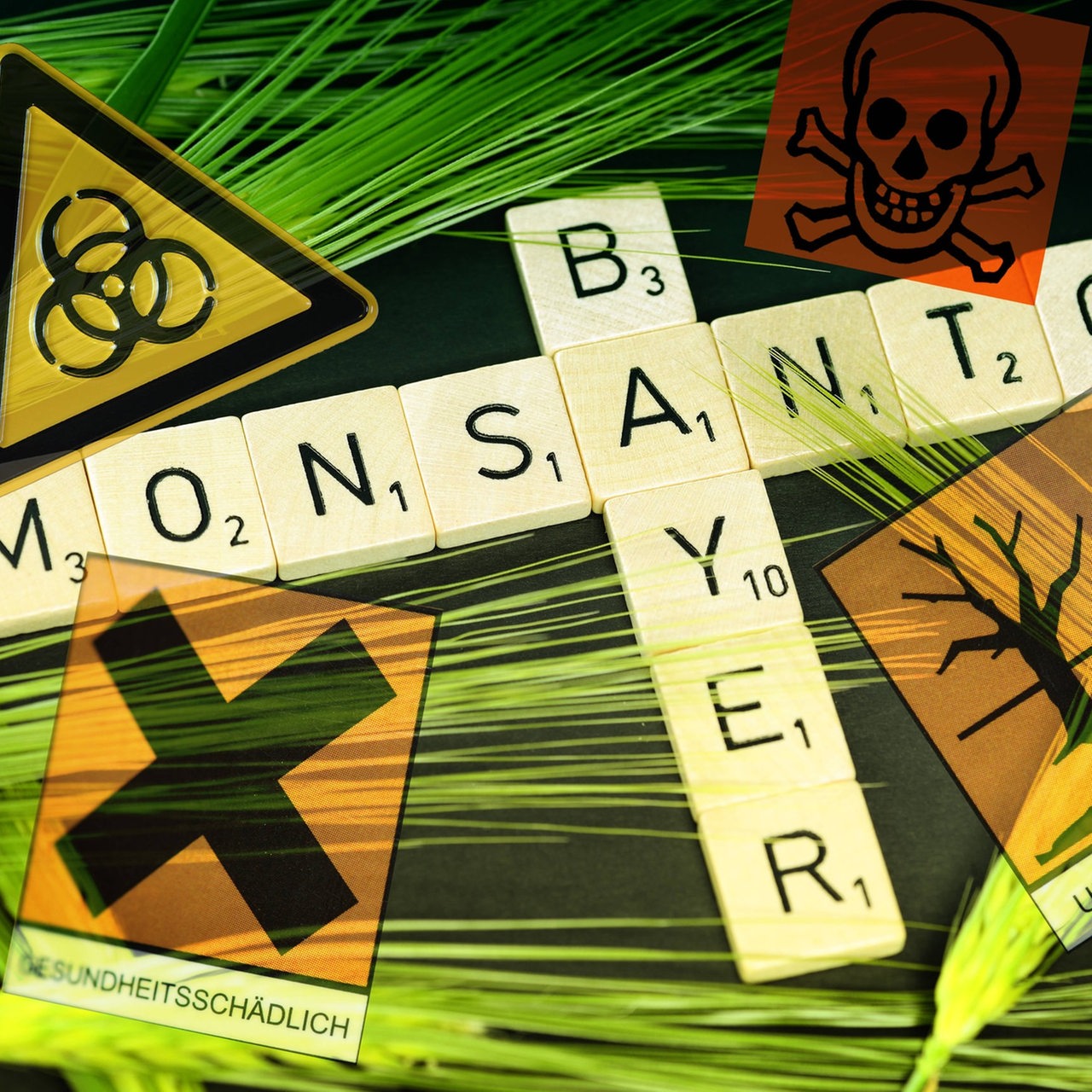 Schriftzug "Bayer" und "Monsanto" umgeben von Warnschildern