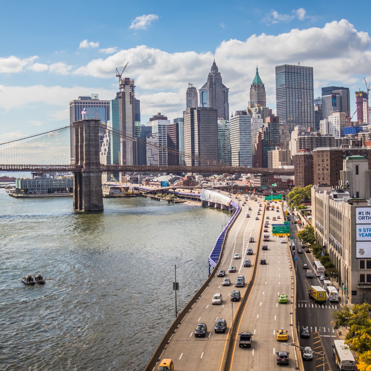 Skyline von New York mit Küstenabschnitt