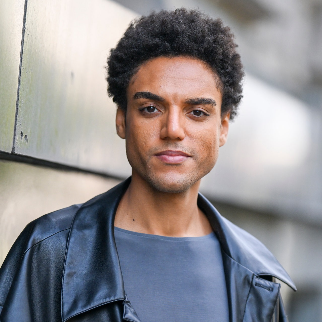 Der Schauspieler Lamin Leroy Gibba