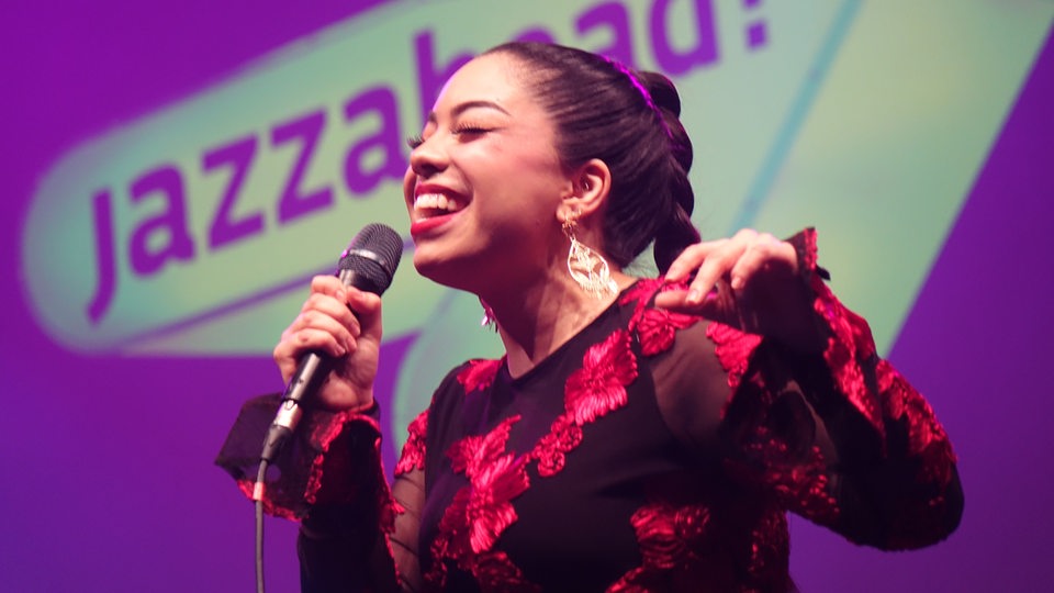 Lucía auf der Bühne