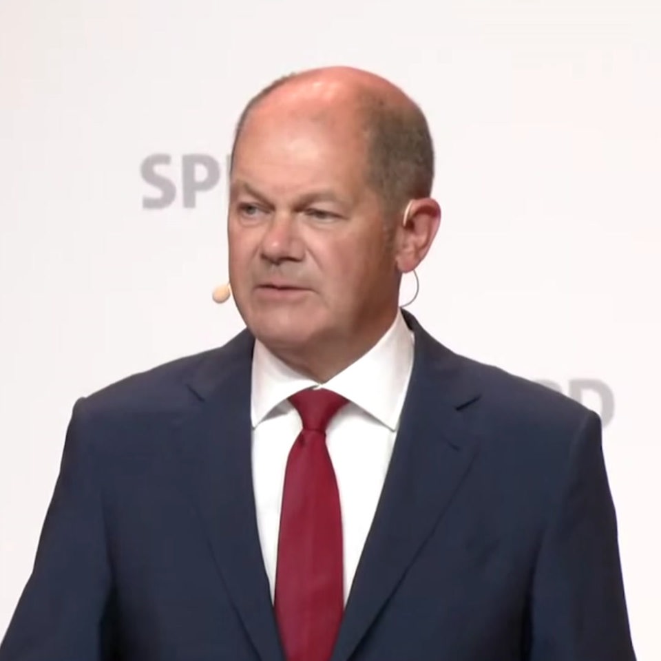 Olaf Scholz auf einer Pressekonfernz der SPD.