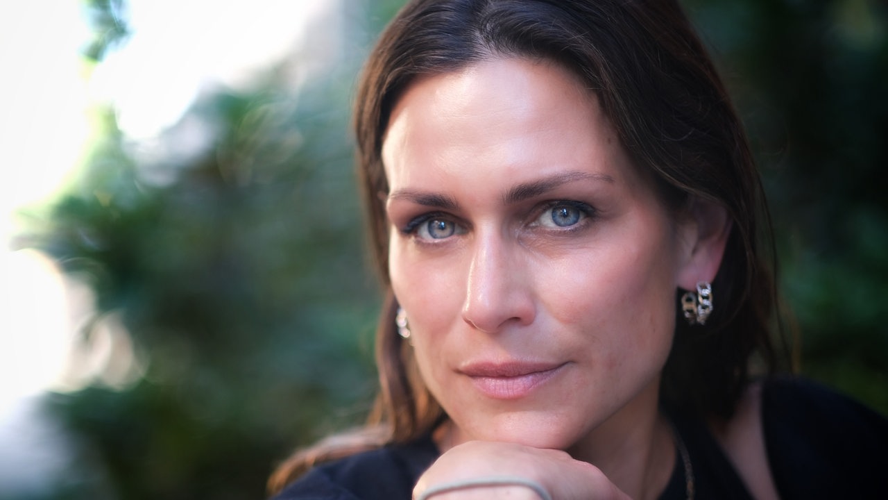 Porträt von Shila Behjat