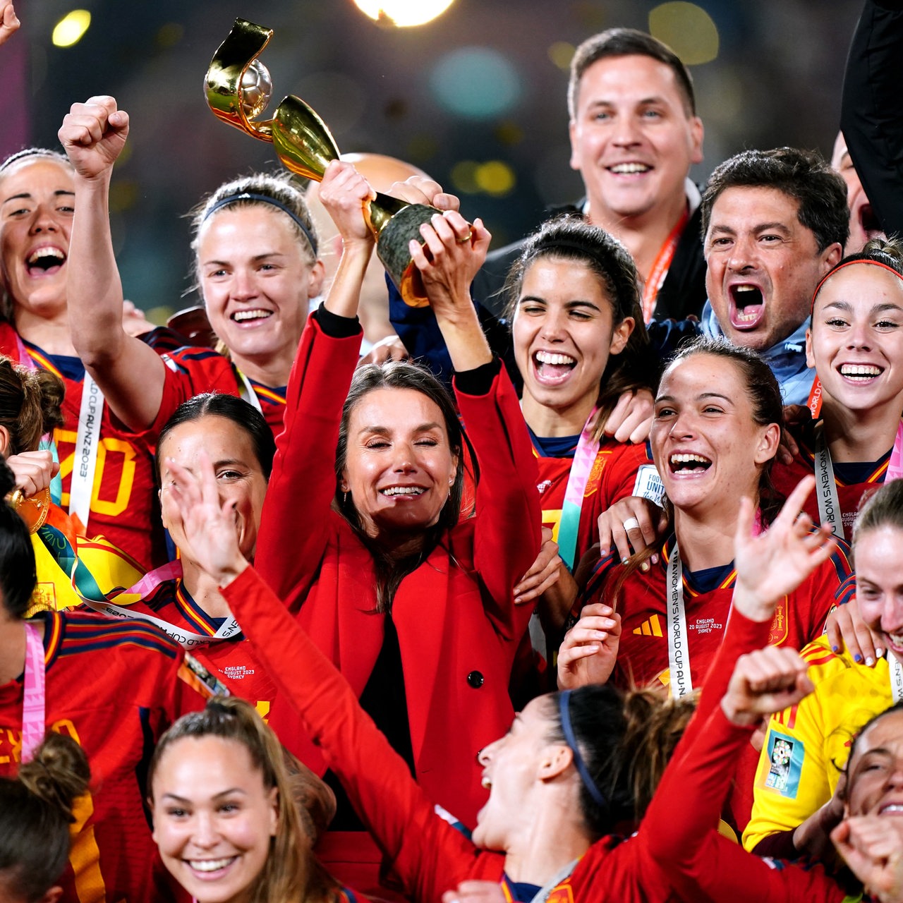 Die spanische Frauenfußballnationelmannschaft feiert den WM-Sieg